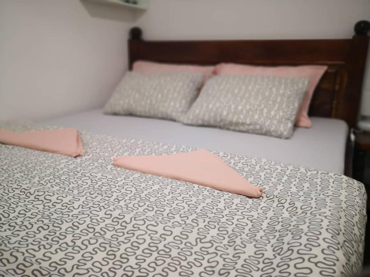 Apartmani Novak - Vir Esterno foto